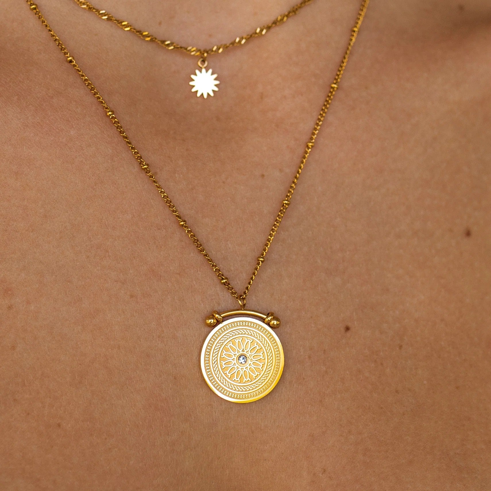 PuraDama™ Solara | Collana con doppio amuleto in oro