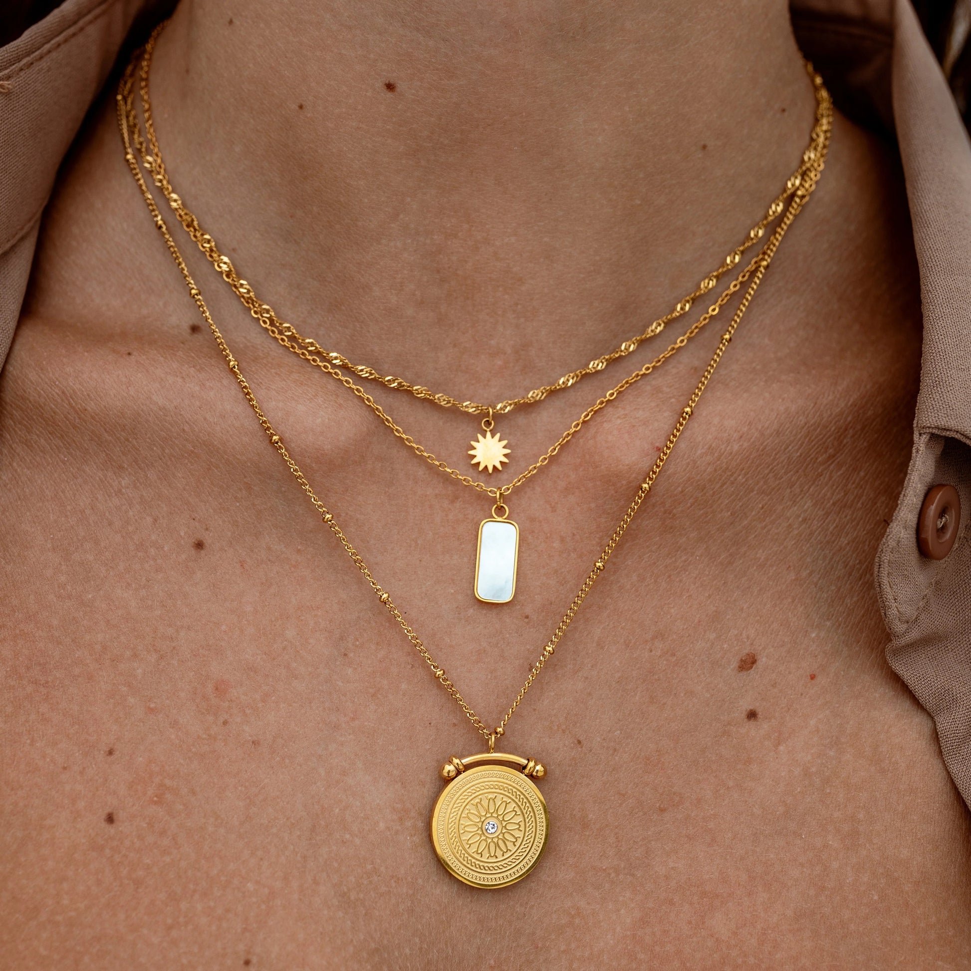 PuraDama™ Solara | Collana con doppio amuleto in oro