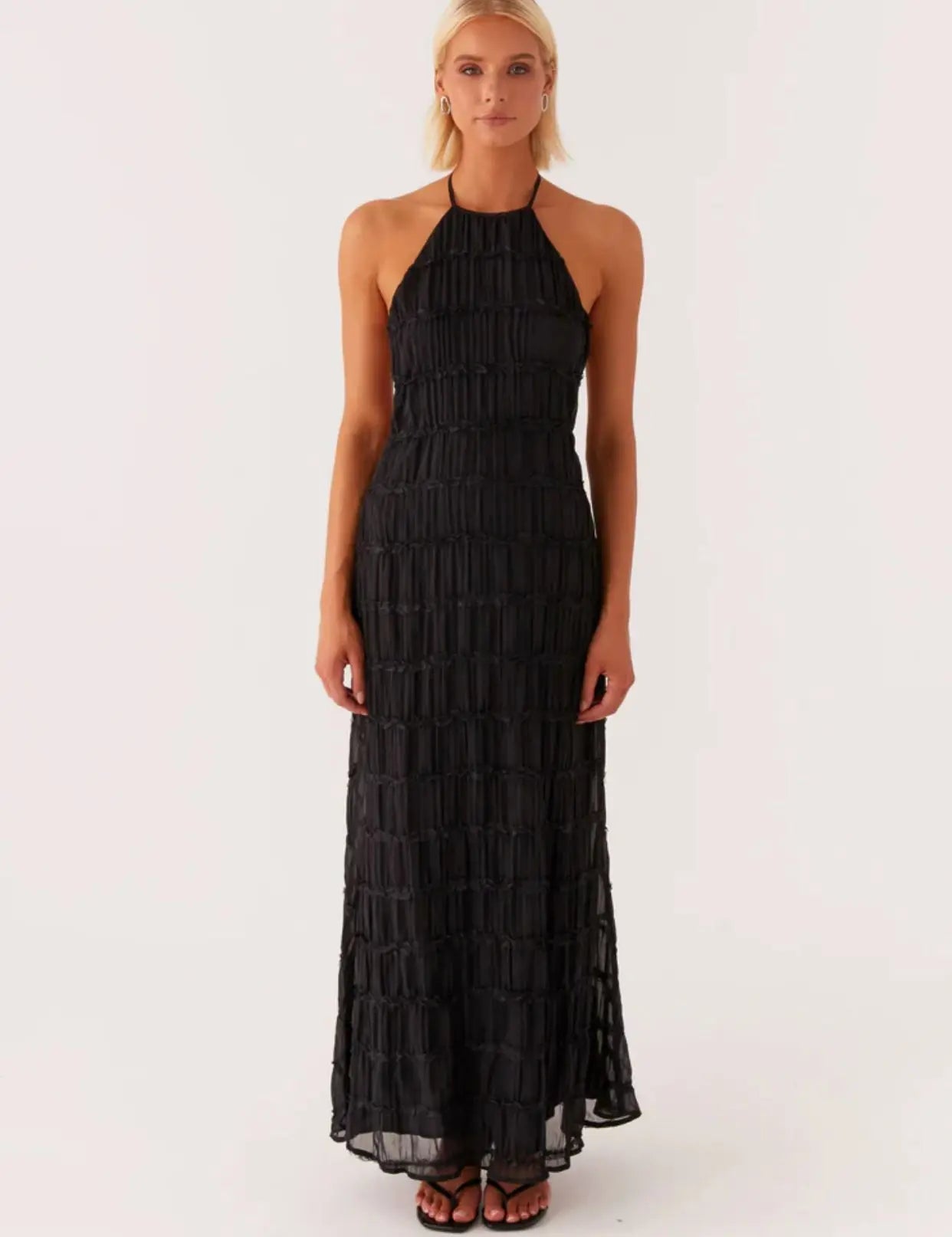 PuraDama™ Élan | Vestido largo plisado con espalda descubierta