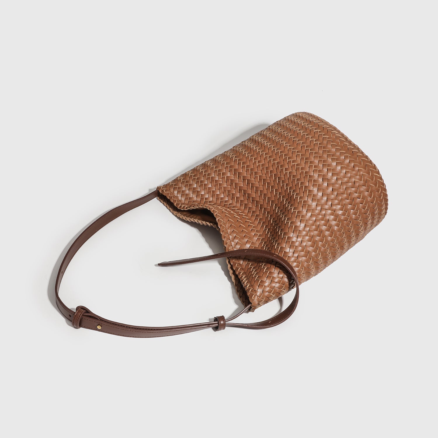 PuraDama™Isandra | Borsa hobo intrecciata regolabile in eco-pelle