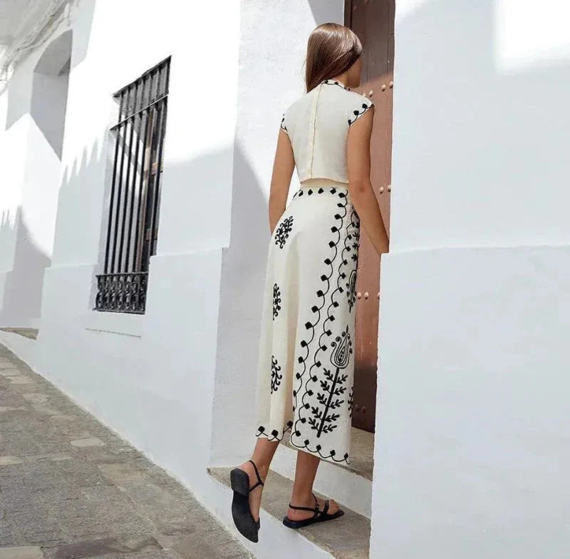 PuraDama™ Elira | Conjunto de top y falda bordado estilo mediterráneo